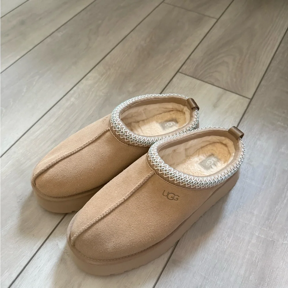 UGG Beige Suede Slip-Ons - Picture 1 of 4